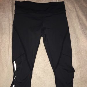 Lululemon crop leggings